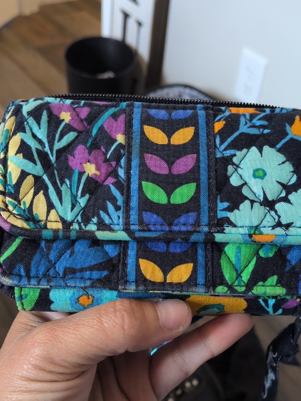 Vera Bradley Quilted Floral Wristlet Wallet  Multi With Crossbody‎